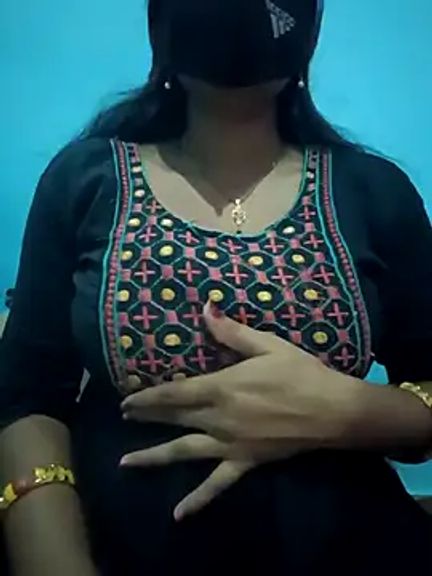 Sexyradha_
