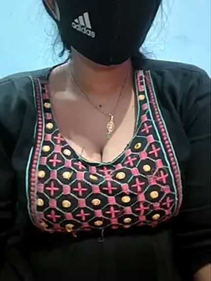 Sexyradha_