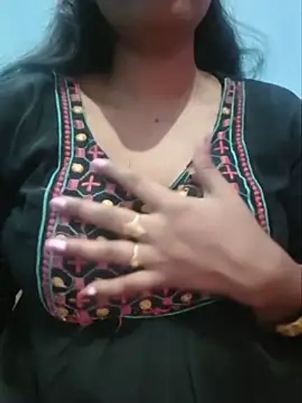 Sexyradha_