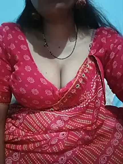 Sexyradha_