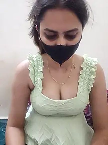 KIARA_SEXY