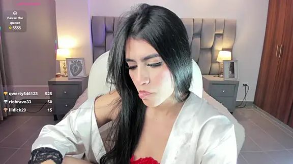 sarita_evanss