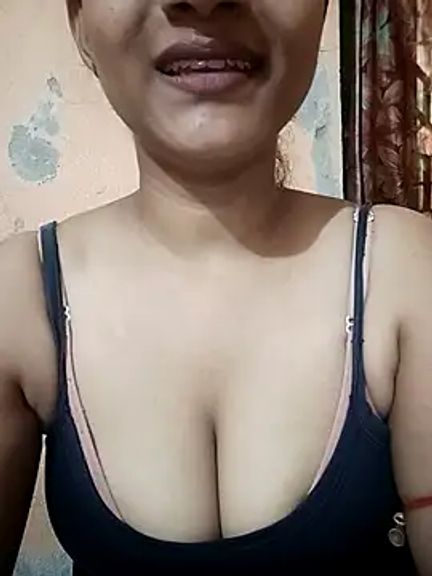 SALONI-10