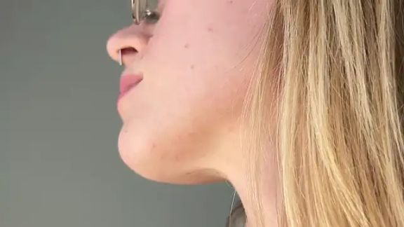 WhiteAnni