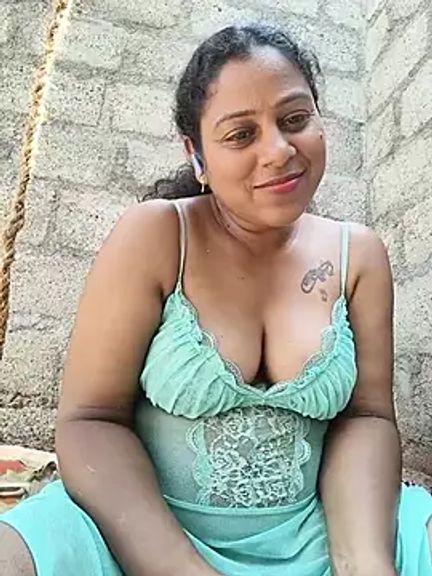 JENNIFERtamil