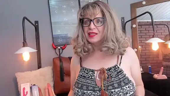 Samantha_mature56
