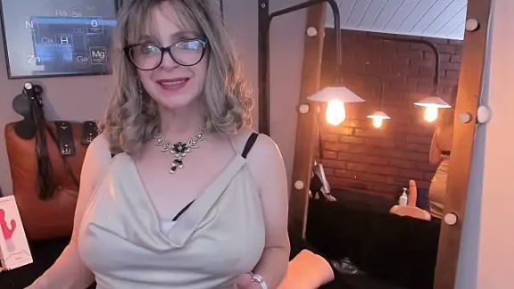 Samantha_mature56