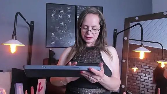 Samantha_mature56
