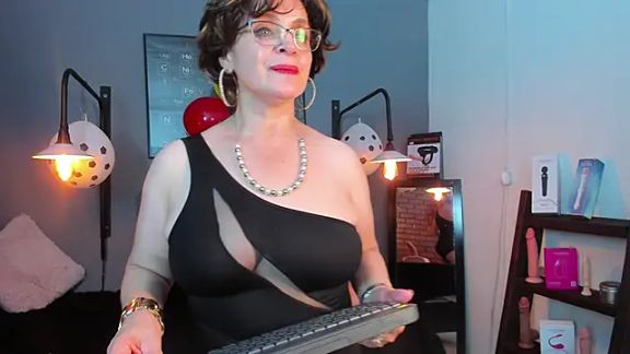 Samantha_mature56