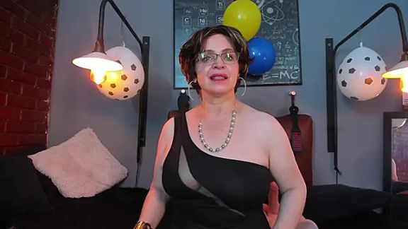 Samantha_mature56