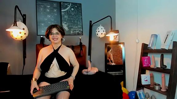 Samantha_mature56