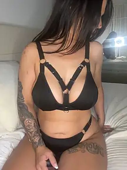 AshleyJayUK