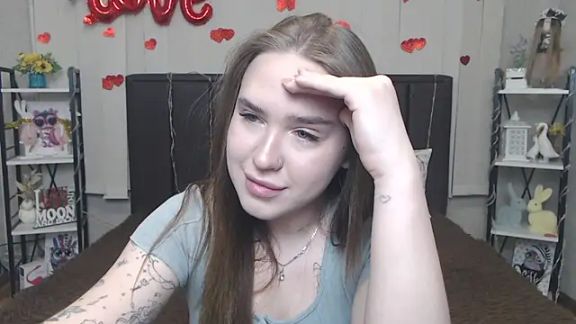 LauraHlot