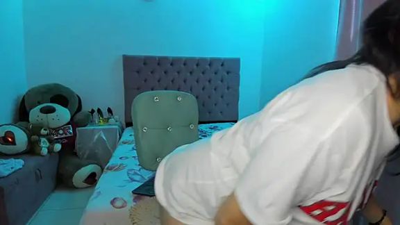 naomyyklein__