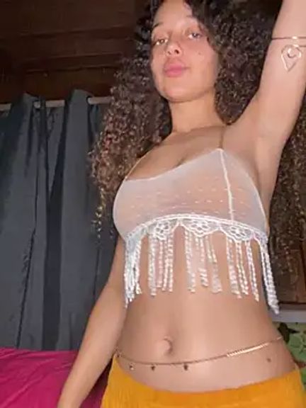Rati_Curly