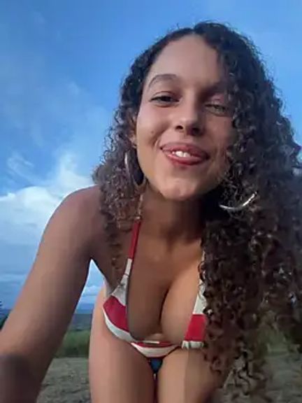 Rati_Curly