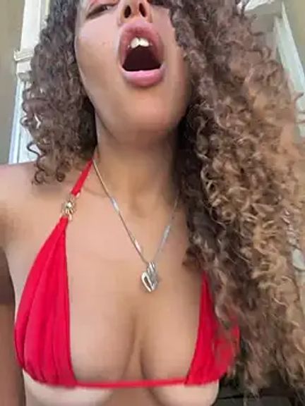 Rati_Curly