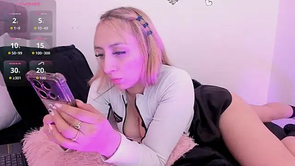 isabella_simons