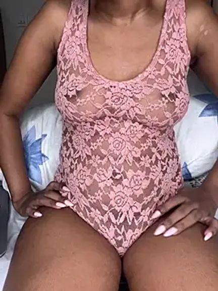 Ravishing_Rubi