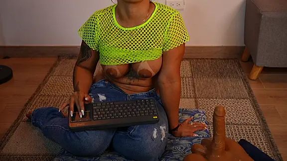 anyiled_hot
