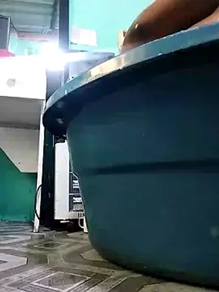 Bustyslave48