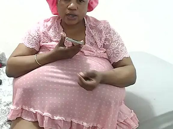 Bustyslave48