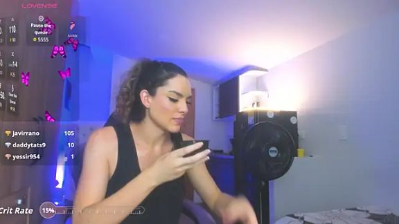 mariiahneedles