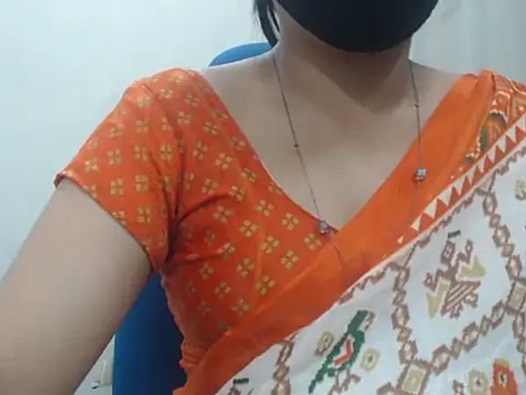Lovely_Siri_23