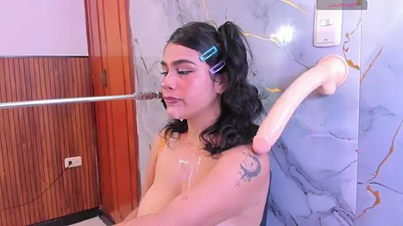zyle_boobs