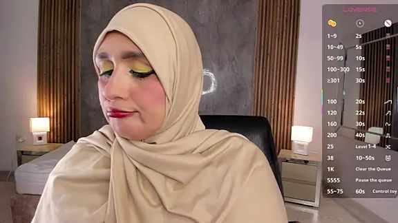 HijabiMilf