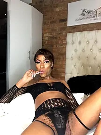 Kylie_Hairy_Bbc