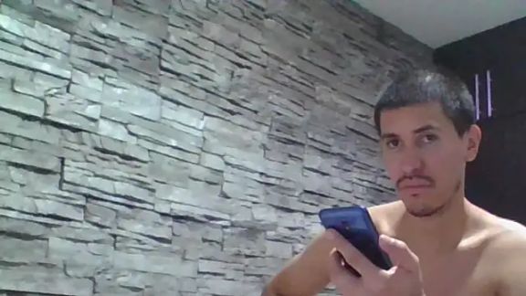 Sexylatin64