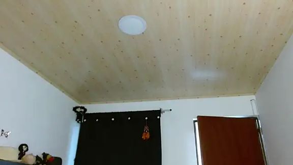 ella_peck