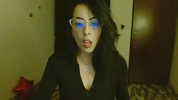 ella_peck