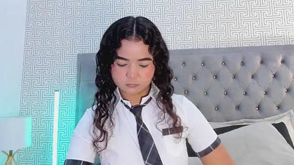 Evaa_Lunna_