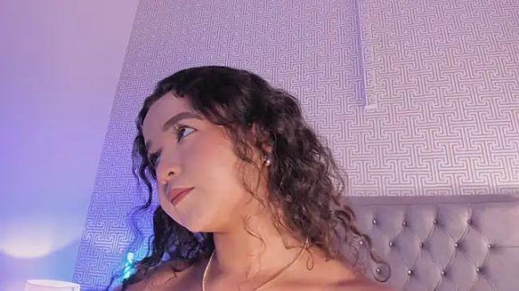 Evaa_Lunna_