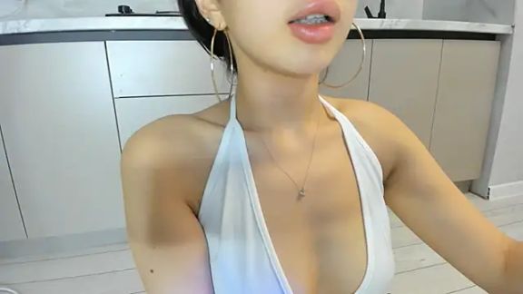 Mia_Meow_