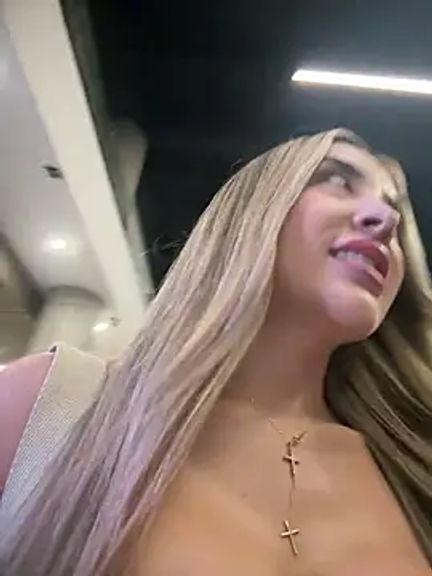 Alexa_seexy1