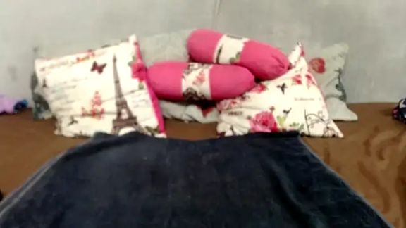 AREOLAKISSXX