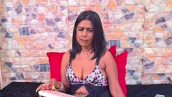 EroticSexyStripper