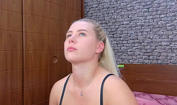 CuteBlondeMe
