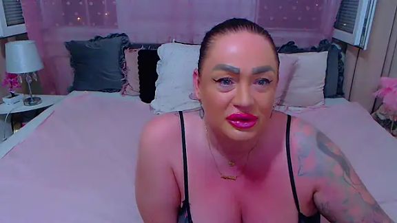 BustyVicky