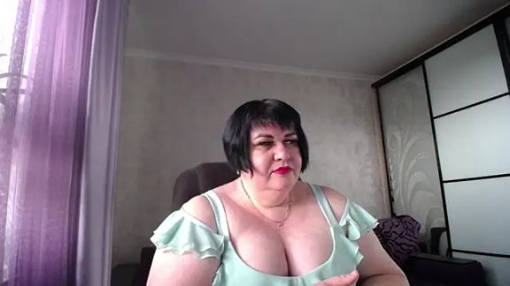 AlluringCurves