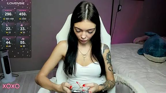 Mariella_Adamss