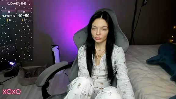 Mariella_Adamss