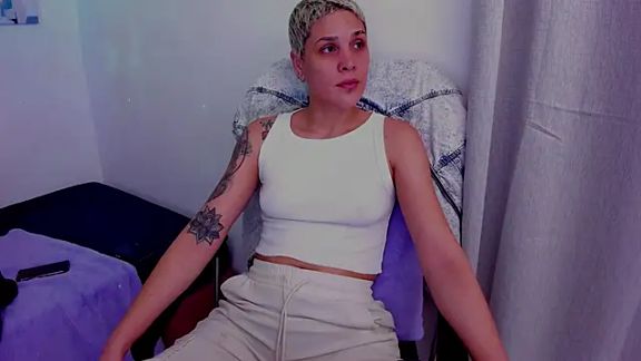 Charlee_pink