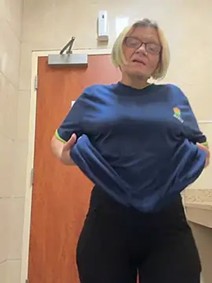 lindzybella