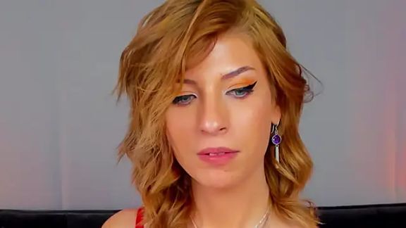 AdoraLynn