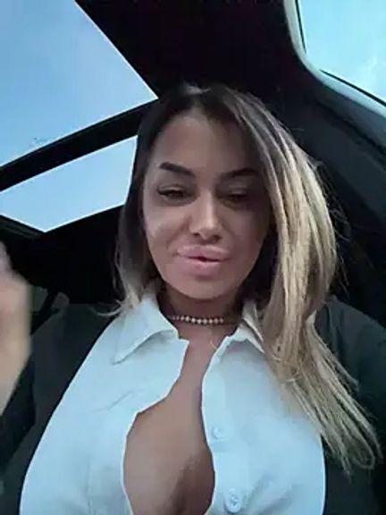 KirstieVegas