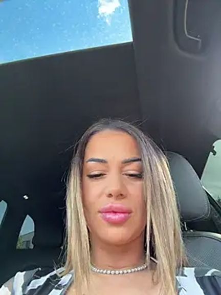 KirstieVegas